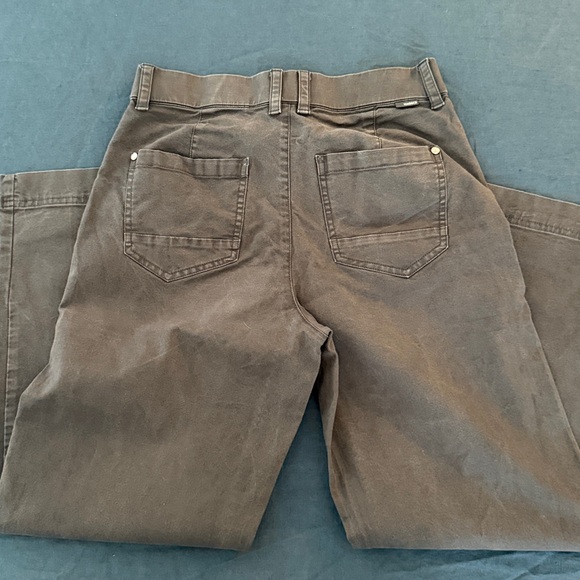 Toad & Co Earthworks Wide Leg Pant - grey/soot - size 2 - Picture 8 of 8